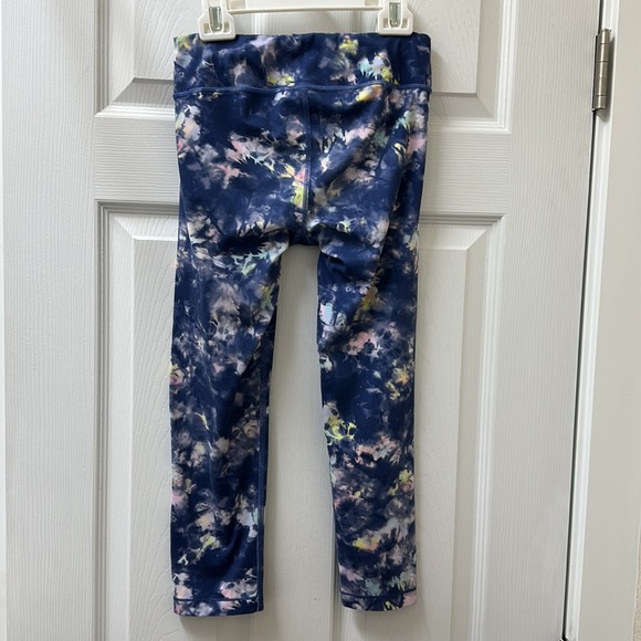 Athleta Girl Chit Chat Capri Tie Dye - Picture 5 of 12